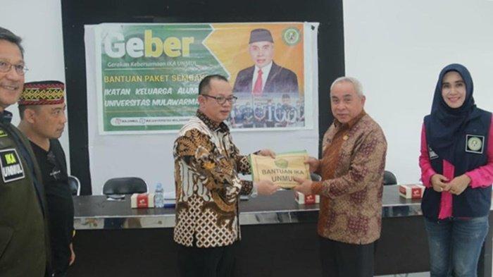 Pemkab Terima Bantuan dari IKA Unmul untuk Korban Banjir di Long Pahangai dan Long Apari
