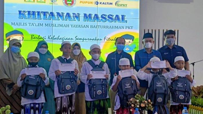 Berbagi Kebahagiaan Sempurnakan Fitrah, MTM YBR Gelar Khitan Massal
