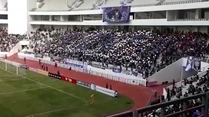 Stadion Batakan Gemuruh,  Gol Lopicik Menangkan Persiba Atas Semen Padang