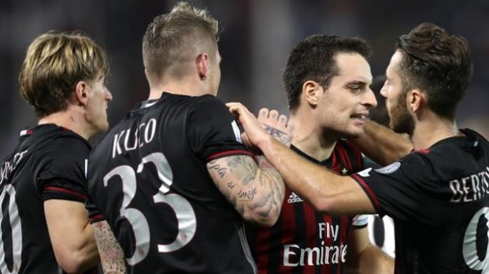 Kabar Transfer Liga Italia, Tak Hanya Ibrahimovic, Pioli akan Pertahankan Gelandang Senior AC Milan