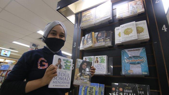 Penjualan Buku Religi Meningkat di Samarinda, Ayo Waqaf Alquran di Gramedia