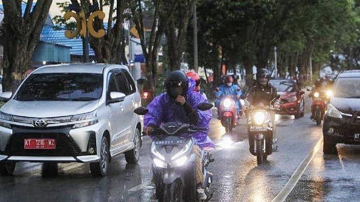 Prakiraan Cuaca 29 Oktober 2025, Seluruh Wilayah Kaltim Diprediksi Hujan Sepanjang Hari