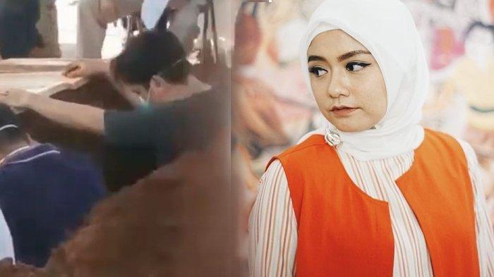 BERDUKA, Suara Suami Tika T2 Sampai Bergetar, Tangis Pecah Saat Adzani Sosok Tercinta di Liang Lahat