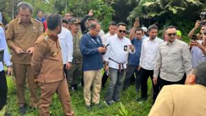 15102025_Hasan_Tinjau_Batasjpeg.jpg