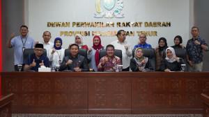 15102025_Komisi_IV_Dorong_Pemerintah__1_JPG.jpg