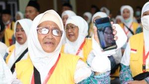 20230604_Calon-haji-di-Bandara-Sepinggan.jpg