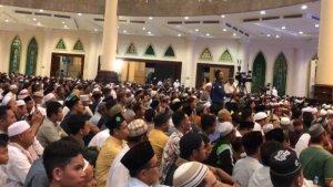 20230731_Puluhan-ribu-orang-memadati-Masjid-Agung-Al-Faruq-Sangatta.jpg