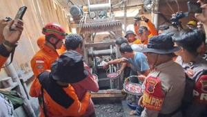20230802_Operasi-SAR-di-tambang-emas-ilegal.jpg