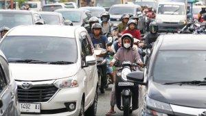 20230806_Kemacetan-kendaraan-di-salah-satu-ruas-jalan-di-Kota-Balikpapan.jpg