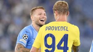 20230921_Ciro-Immobile-dan-Ivan-Provedel-dalam-pertandingan-Lazio-vs-Atletico.jpg