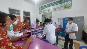 20231013_Tim-survei-dari-LAM-KPRS-menilai-setiap-sisi-ruangan-di-RSUD-HIS.jpg
