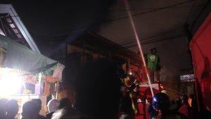 20231126_api-membakar-permukiman.jpg