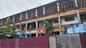 20231211_sisi-depan-proyek-pembangunan-SMPN-2-Bontang.jpg