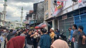 20240125_Pemilik-ruko-ber-SHM-di-Jalan-Mas-Tumenggung-melakukan-protes.jpg
