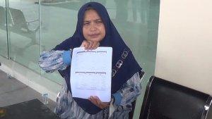 20240125_Salah-seorang-korban-yang-melaporkan-dugaan-penipuan-arisan-online.jpg
