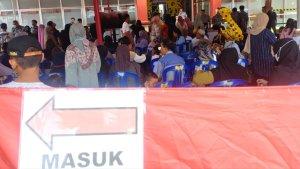 20240411_pengunjung-di-ruang-kunjungan-Rutan-Balikpapan.jpg