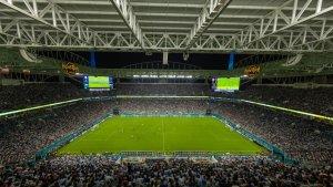 20240502_stadion-hard-rock.jpg