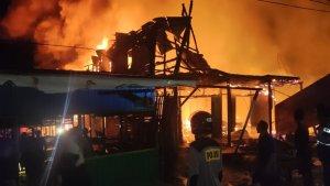 20240611_kebakaran-di-Kampung-Muara-Tae-Jempang-Kutai-Barat.jpg