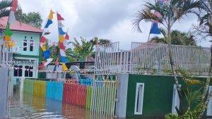 20240809_Gedung-TK-di-Penajam-Banjir.jpg