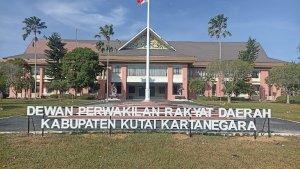 20240814_Pelantikan-44-DPRD-Kukar.jpg