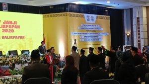 20241015_janji-jabatan-pimpinan-DPRD-Balikpapan-definitif.jpg