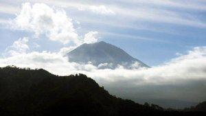 20241231_Destinasi-Pendakian-Gunung-Semeru.jpg