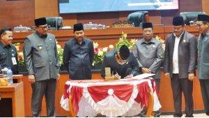 20250114_Pilkada-PPU-2025-Umumkan-Calon.jpg