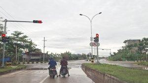 20250209_Traffic-light-Simpang-4-Ringroad-Jalan-Kenyamukan.jpg