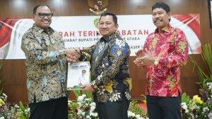 20250221_sertijab-bupati-PPU.jpg