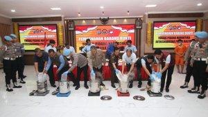 20250311_Polda-Kaltim-saat-menggelar-konferensi-pers-pemusnahan-barang-bukti-sabu.jpg