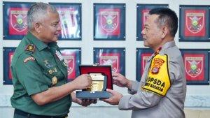 20250328_Sinergi-TNI-Polri.jpg