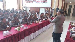 20250512-Polresta-Balikpapan-menggelar-Coaching-Clinic-Public-Speaking.jpg