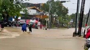 20250619_Balikpapan-2025-Banjir-pada-Pagi.jpg