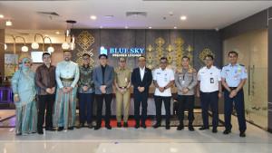 20250805_Blue_Sky_group.jpg