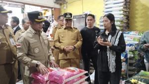 20250811_Sidak_beras_Walikota_Balikpapan_Rahmad_Masud_dan_Bagus_Susetyo.jpg