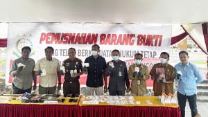 20250816_pemusnahan-barang-bukti.jpg