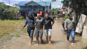 20250912_Aktor-intelektual-bom-molotov-berinisial-SE-ditangkap-oleh-unit-Jatanras-Polresta-Samarinda.jpg