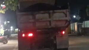 20250914-truk-batu-bara.jpg