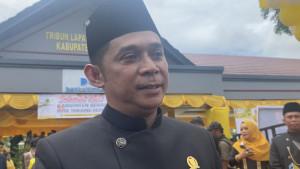 20250916_Ketua-DPRD-Berau-Dedy-Okto-membenarkan-rencana-rehabilitasi-rumah-dinas.jpg
