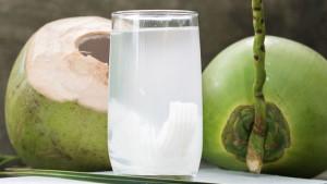 20250923_Manfaat-Air-Kelapa.jpg