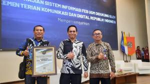 20250926_Pemkab-PPU-berhasil-meraih-penghargaan-transformasi-digital.jpg