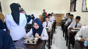 20250929_MBG-di-Bontang-Kalimantan-Timur-2025.jpg