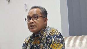 20251002-Kepala-OJK-Kaltimtara-Parjiman.jpg