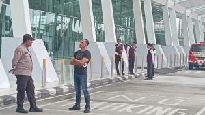 20251004_Polsek-Bandara-menggelar-patroli-di-Bandara-SAMS-Sepinggan-Balikpapan.jpg