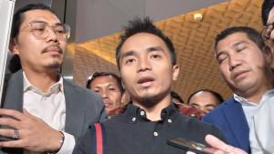 20251004_taqy-malik.jpg