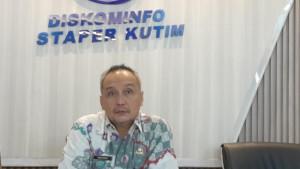 20251005_Kepala-Diskominfo-Staper-Kutim-Ronny-Bonar-Hamonangan-komitmen-tekan-blank-spot.jpg