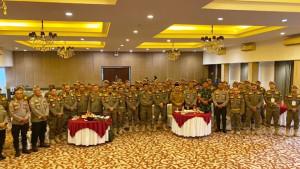 20251006_Pelatihan-Penanganan-Huru-Hara.jpg