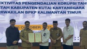20251006_Pemkab-Kukar-Rendi-Solihin-Teken-Kerjasama.jpg