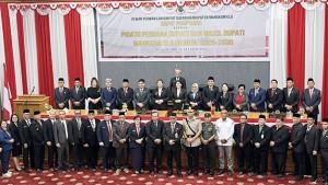 20251006_rapat-paripurna-DPRD-mahulu.jpg