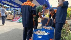20251007_Bea-Cukai-Kalbagtim-musnahkan-rokok-dan-minuman-alkohol-ilegal.jpg